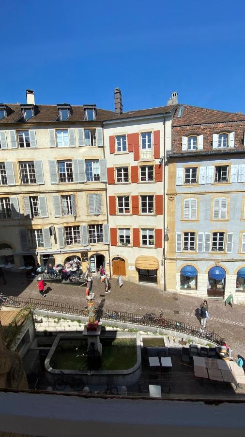 Aux Chambres Du Banneret Neuchâtel Buitenkant foto