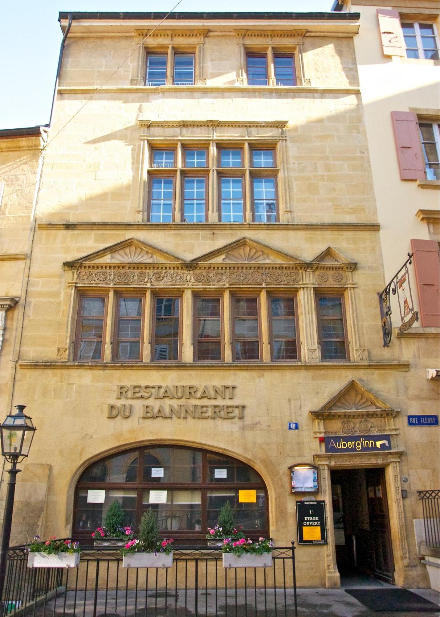 Aux Chambres Du Banneret Neuchâtel Buitenkant foto